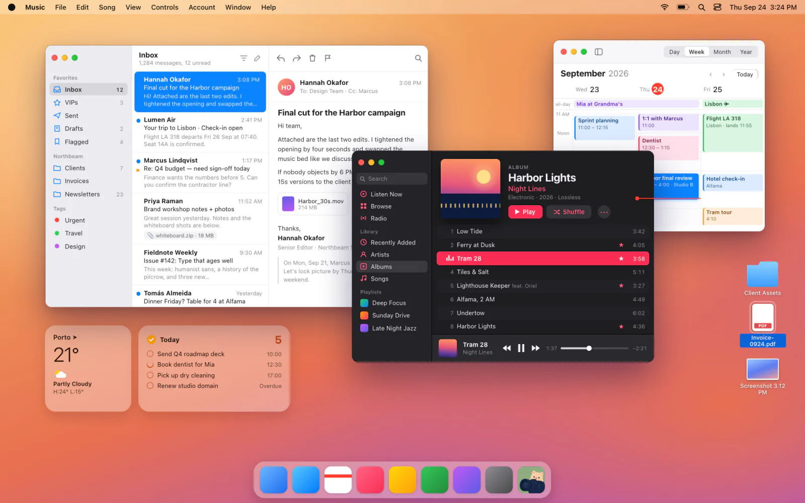 Schreibtisch mit geöffneten Fenstern für Mail, Musik und Kalender